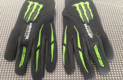 Gants Monster Energy