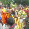 Kumbakonan (9): Apres etre aller chercher l eau de la Cauvery River, les devots 