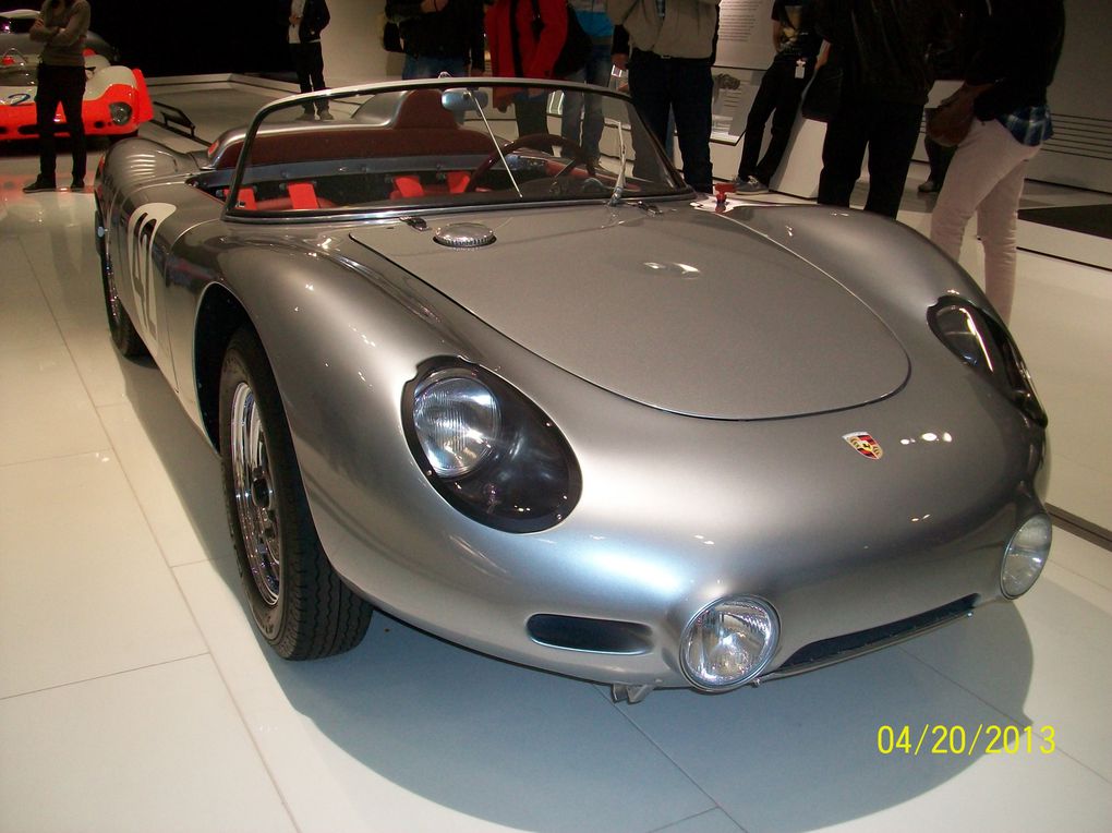 Nous étions les 19-20 et 21 avril en visite en Allemagne des Musées Mercedes et Porsche.