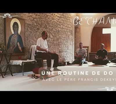 Une routine de Do in avec le Père Francis Dekeyser