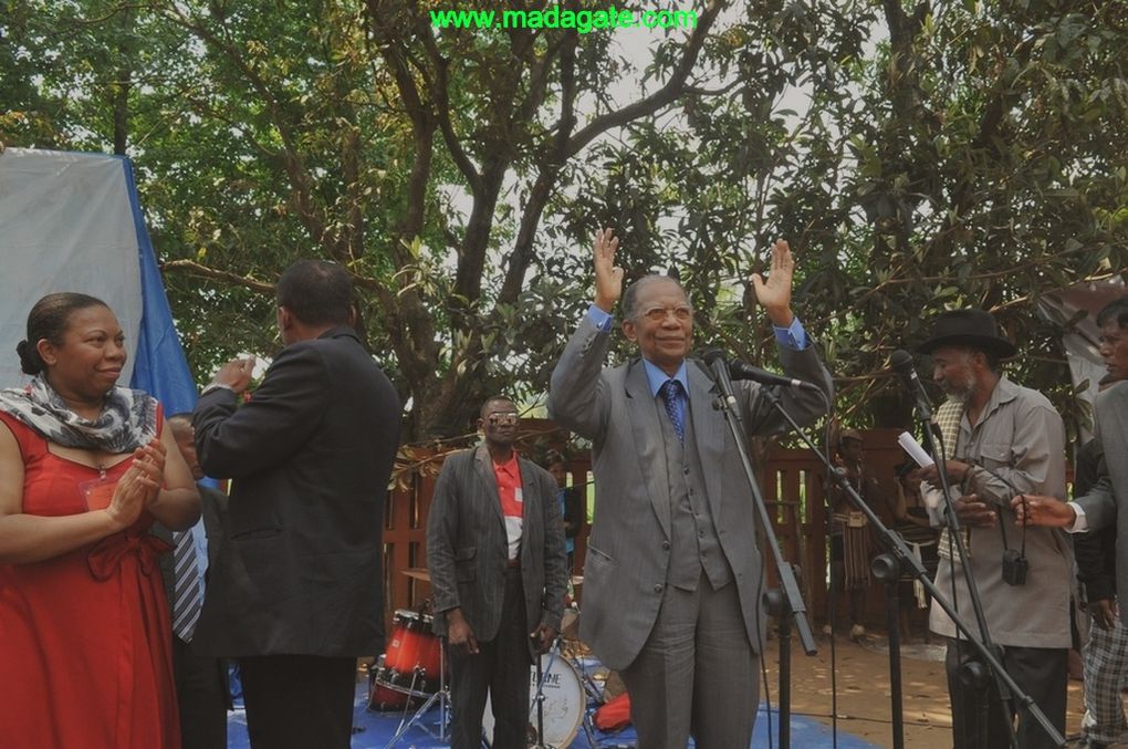 Sahamadio Ilafy, le 09.11.2013. Le Président de la Transition, Andry Rajoelina, a assisté à la célébration des 77 ans de l’Amiral Didier Ratsiraka (4.11.1936-04.11.2013). Photos : Harilala Randrianarison.