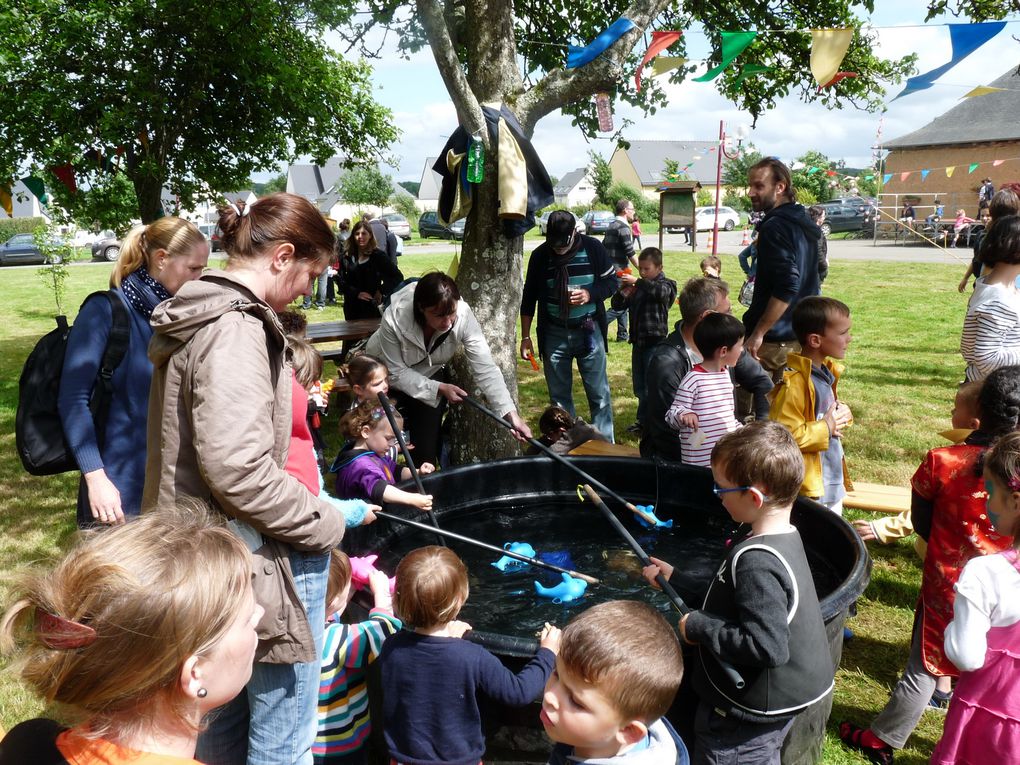 Photos de la fête de l'école 2013 de Chasné sur Illet