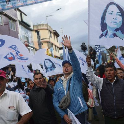 EQUATEUR : « Luisa Gonzalez incarne la reconstruction de l’État social »