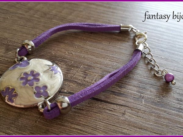 Bracelets cordons suédine , violet et caramel