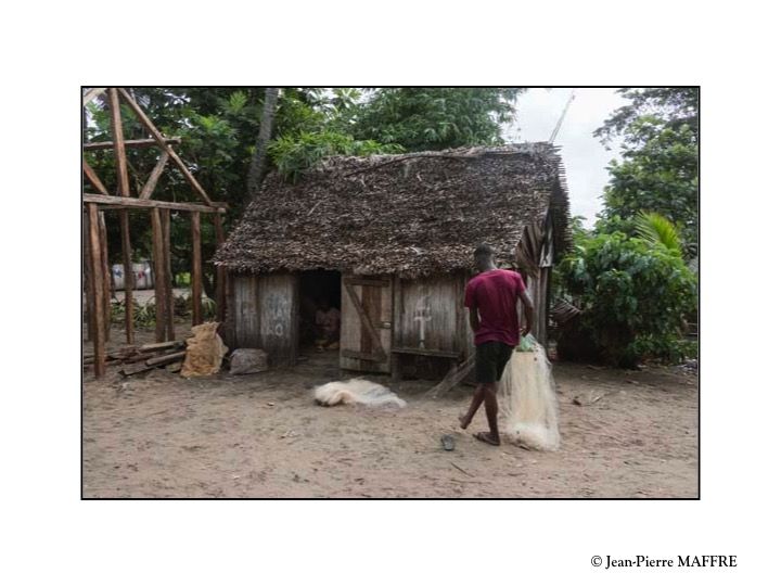 Madagascar : Village de pêcheurs Un village de pêcheurs qui a su conserver ses traditions.
