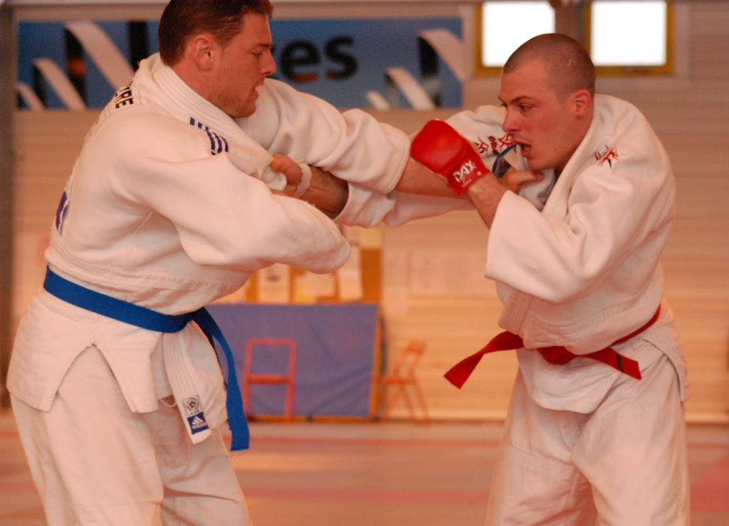 Les compétitions Fighting Jujitsu du JSR dont l'Open international Fighting jujutsu avec notre équipe jujitsu du Judo Sport Rochelais(merci à Nadine Gourdon pour ses super photos).. Limoges etc..