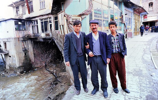 Kurdistan Turc - Newroz 1998 - Chroniques Kurdes