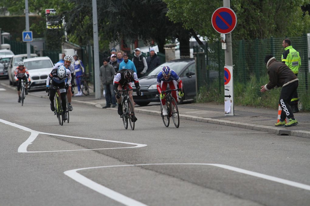 Les conditions météorologiques ont contrarié les efforts de la vingtaine de bénévoles du Vélo Club Max-Barel