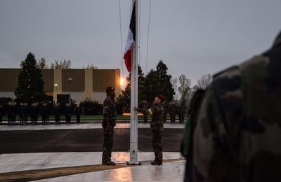 1er RTP Hommage aux 13 militaires français décédés en opération au Mali - Honneur et Patrie