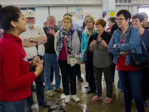 Laura, notre guide, n'est pas avare d'explications