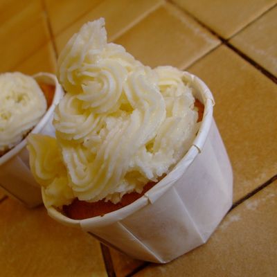 Cupcake aux saveurs de rose et d'orange