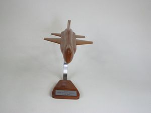 North American X15 (échelle : 1/45°, bois : merisier)