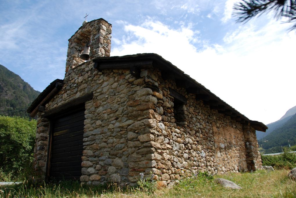 Etapes au Col Envalira 2408m ; Canillo ;  Ville Encamp ; Col Cortals 2083m ; Station Grau Roig ; Pas de la Case (escale )