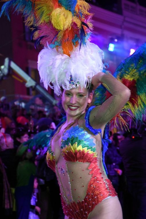 ON A BRULE LE ROI CARNAVAL (3)