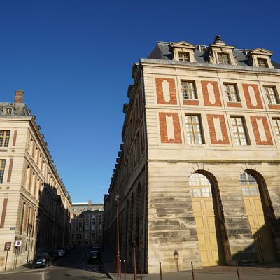 Petite et grande valetaille.