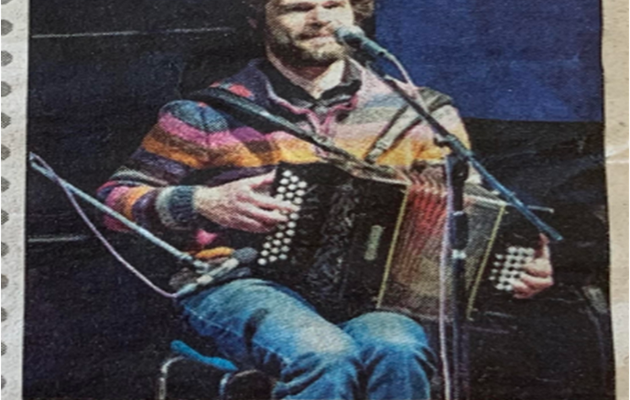 Vu dans journal... Gilles de Becdelievre déambule à Saint Astier dimanche 5 juillet 