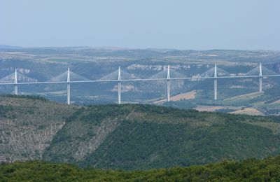 en Aveyron, il y a "pont" et "pont"