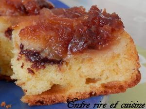 Quatre-Quarts aux pommes caramélisées et palets de chocolat