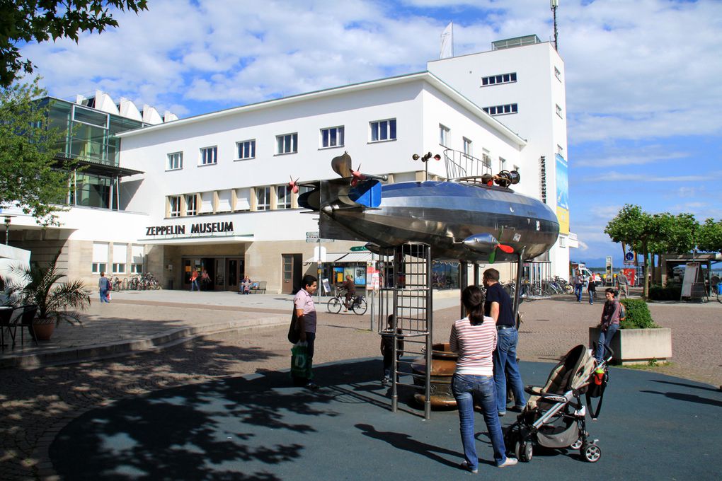 Visite du port de Friedrichshafen et le Zeppelin au bord du Lac de Constance.