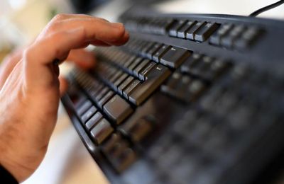 SEZ. VARIE NEWS E' il World Password Day, come crearla e come deve essere Un errore comune che si commette è quello di utilizzare la stessa psw per tutti i propri account (lo fa almeno il 65%)