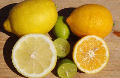 556 - Trois citrons