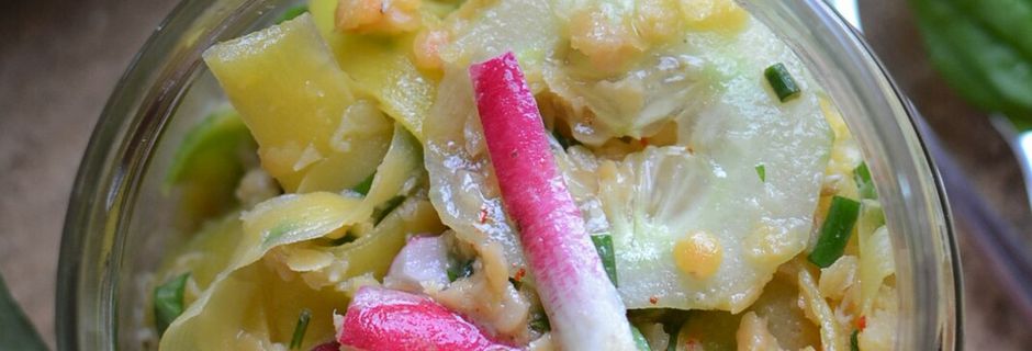 Salade lentilles corail carotte radis concombre - L'Epicerie en bocal