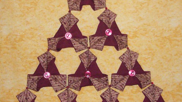 Sapin de Noël origami en tissu