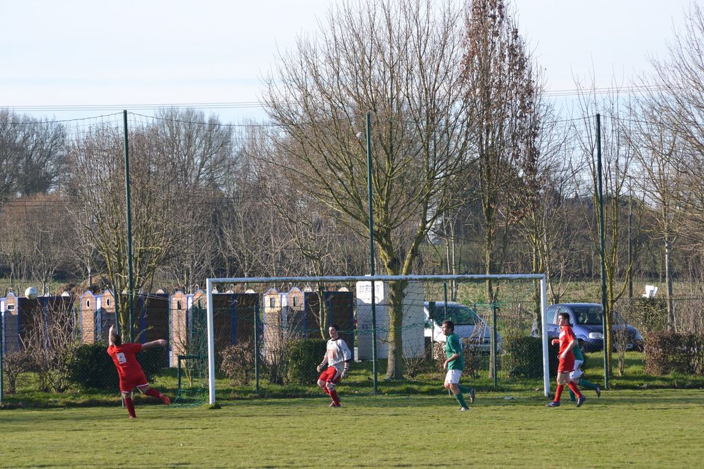 Quelques photos du matchs contre le FC Chateau-gontier (08-03-2015) Merci à Pépé pour les photos!