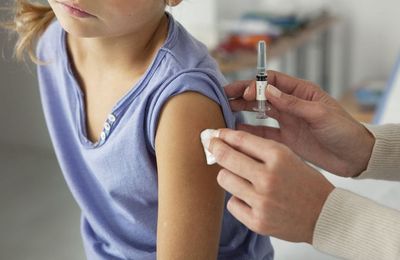   La FDA detecta un aumento de las convulsiones y la insuficiencia cardíaca en niños que fueron sometidos a las vacunas COVID-19