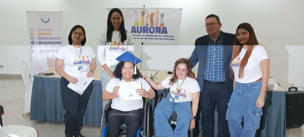 Funvape graduó a veinticinco mujeres con discapacidad en Programa de Formación Aurora