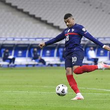 Le Real Madrid refait une offre pour Kylian Mbappé, abandonné par le PSG