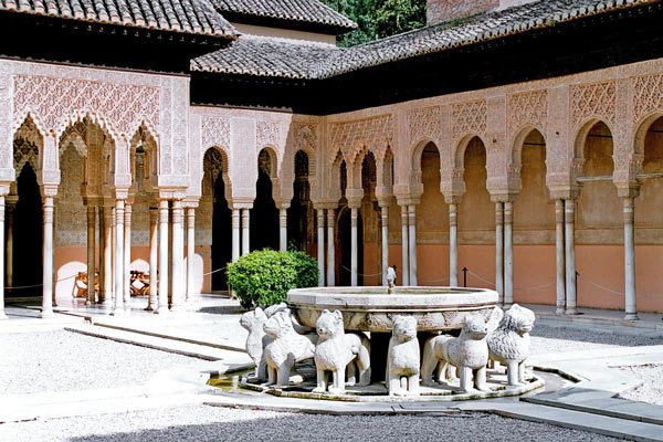 La Alhambra: une tesoro de arquitectura
