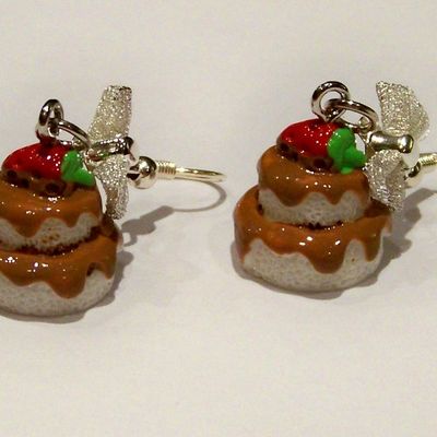 Boucles d'oreilles gâteau coco chocolat au lait avec noeud