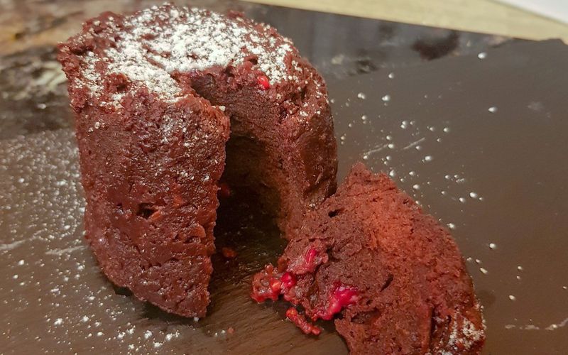 Mug Cake chocolat-framboise