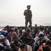 Repousser plus loin les portes : épisode 1/4 du podcast Errances de la politique migratoire européenne