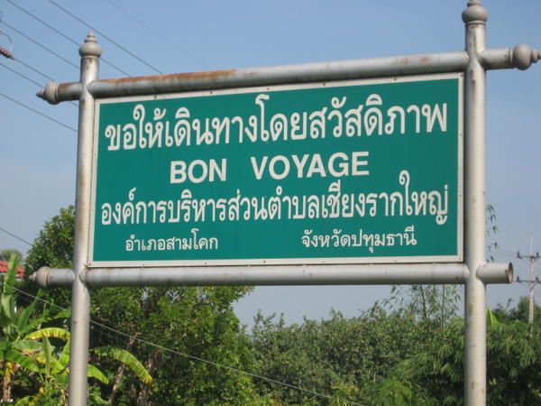 De Phuket a Bangkok : 894 km
de Bangkok a Chiang Rai : 795 km !!