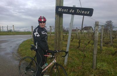 Petite sortie bosses après la pluie avec le mulet acier au Mont de Trieux avec JPierre