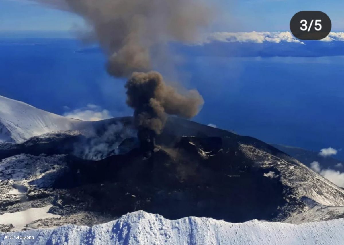  Alaid - éruption explosive du 18.09.2022 - photo A.Yakimova / KVERT
