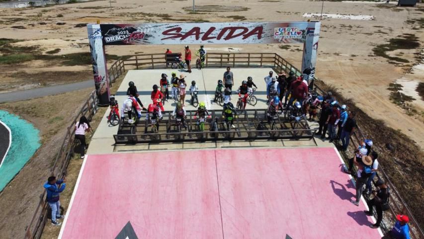 En el Parque Extremo de Playa Waikiki en Puerto Cabello se realizó exitoso Campamento de Bicicross