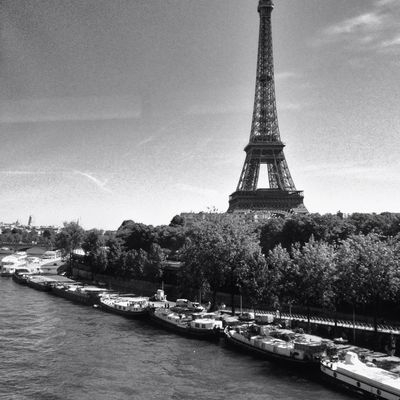la Tour Eiffel depuis le pont Bir-Hakeim