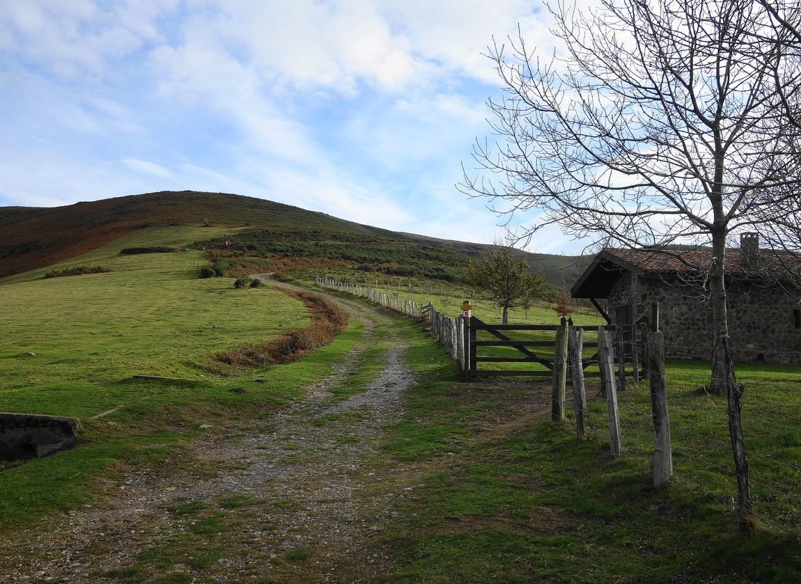 Urusya / Ursuia depuis Urcuray ( Pyrénées-Atlantiques 64) AA Rando