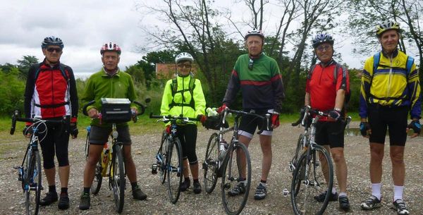 Chaponost  ** Promeneurs ** 3 Juin 2016