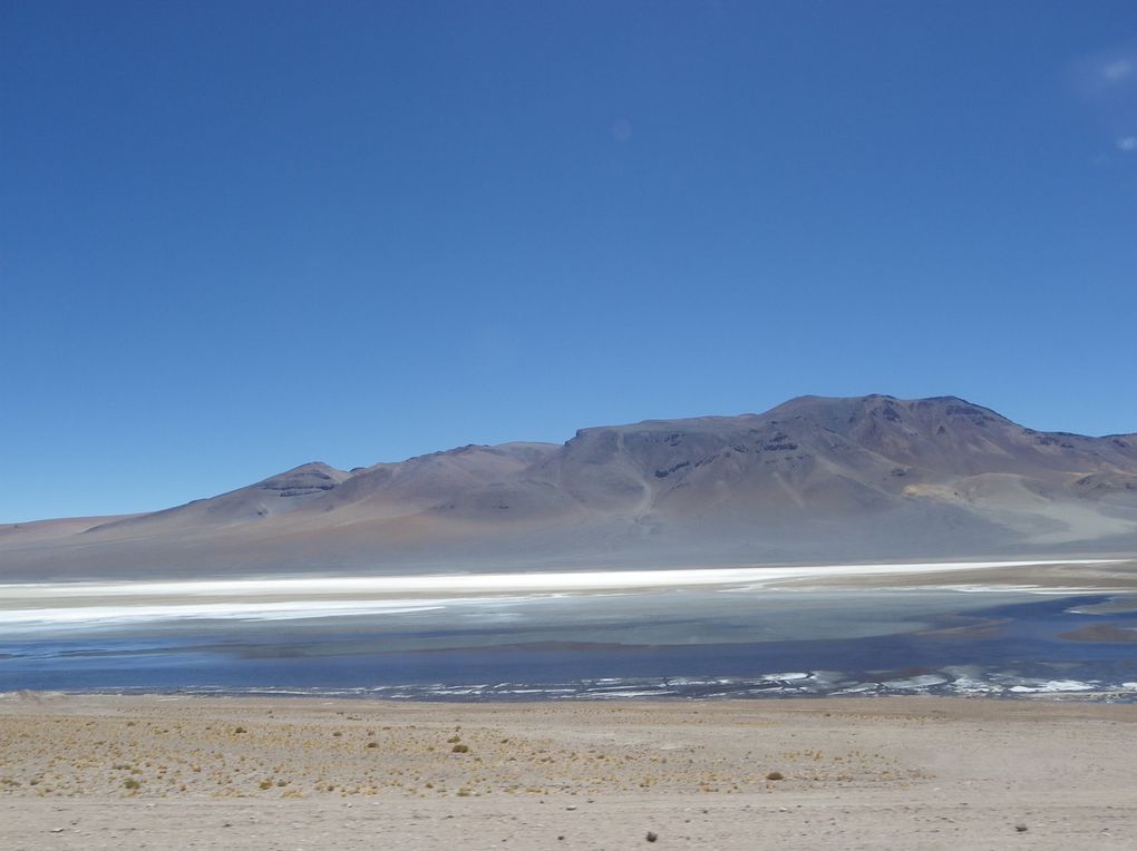 La route Atacama-Salta depuis le bus et la jolie ville de Salta