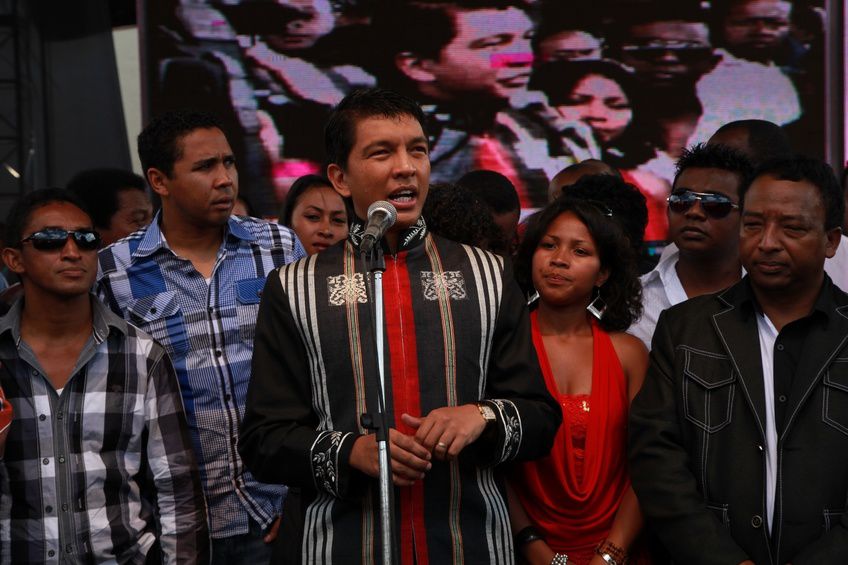 Dans le cadre du IIè anniversaire de la IVèRépublique, le couple présidentiel, Andry et Mialy Rajoelina, a inauguré le «Coliseum de Madagascar» sis à Antsonjombe. 2è partie. Photos: Harilala Randrianarison