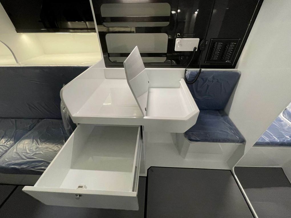 Intérieur Neo 430 Roma