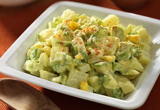Salade de pommes de terre, avocat et wasabi