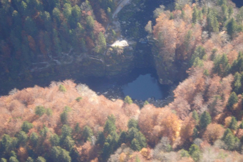 Quelques photos de notre belle région du Haut Doubs avec la chute du Doubs et son barrage.
Plus quelques photos sympa de vol en hiver