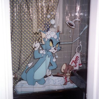 Où trouver des vidéos des cartoons Tom and Jerry pas cher ?