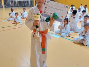 STKD77 PASSAGE DE GRADE 2023