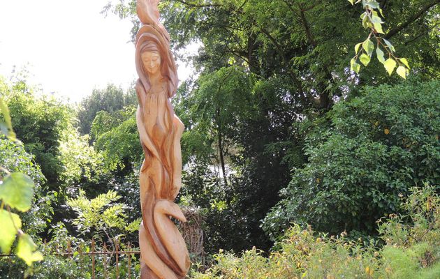 Sculpture En France pour Les Douces Angevines